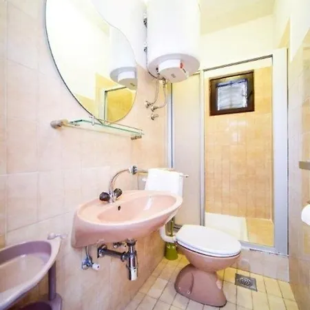 Apartment Ivan Z2 - 250 M From *